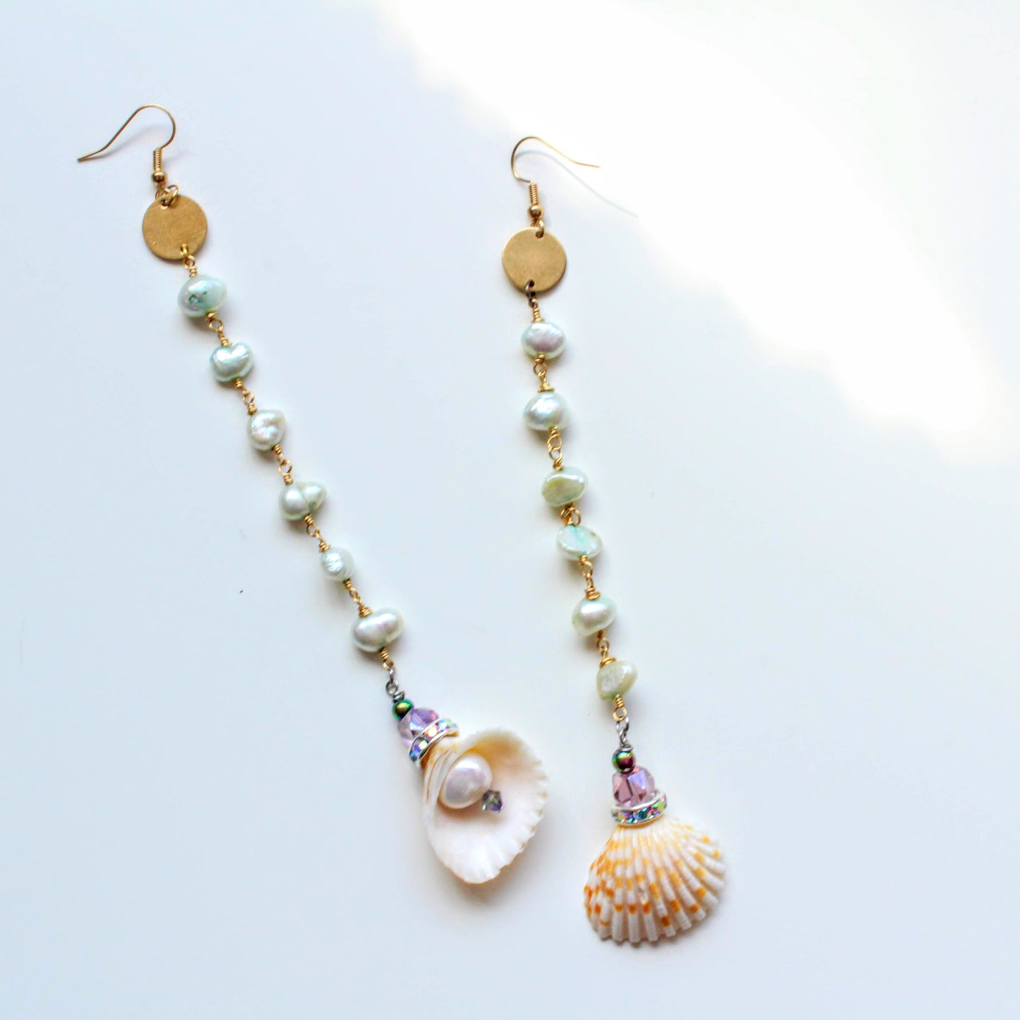 Clamshell drop pearl shoulder duster earrings