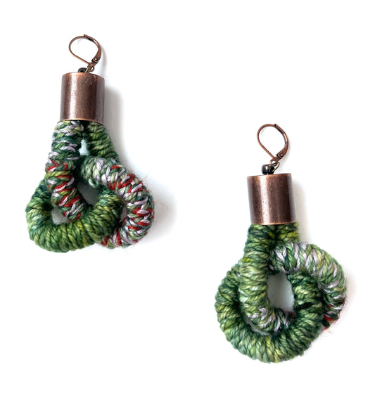 I THINK KNOT earrings