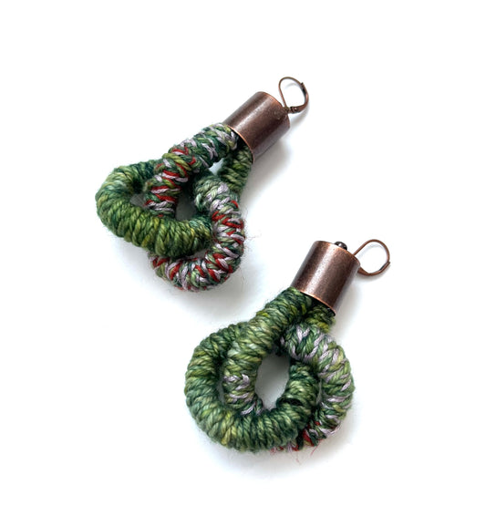 I THINK KNOT earrings