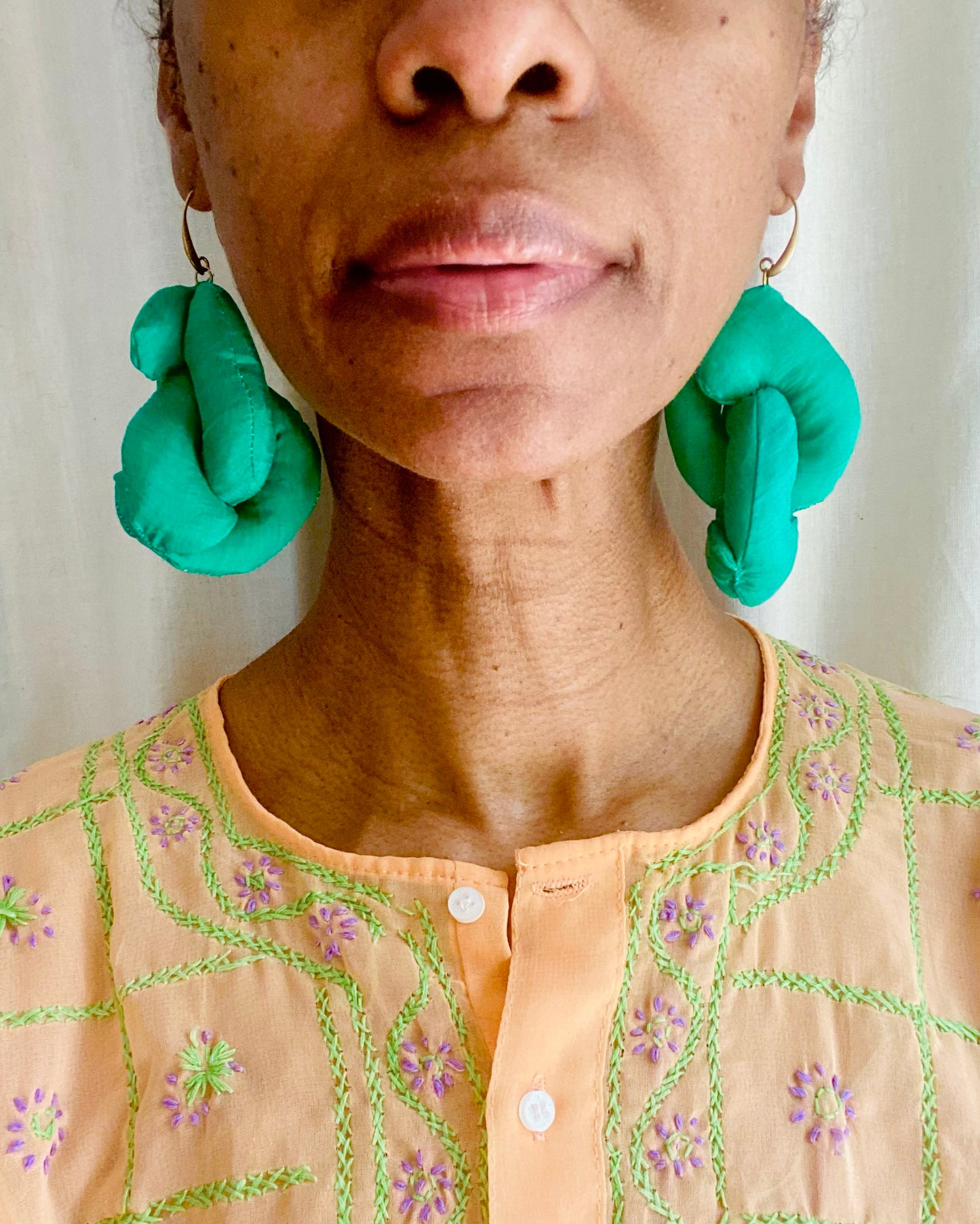 QI earrings