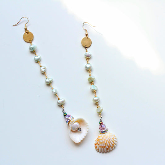 Clamshell drop pearl shoulder duster earrings