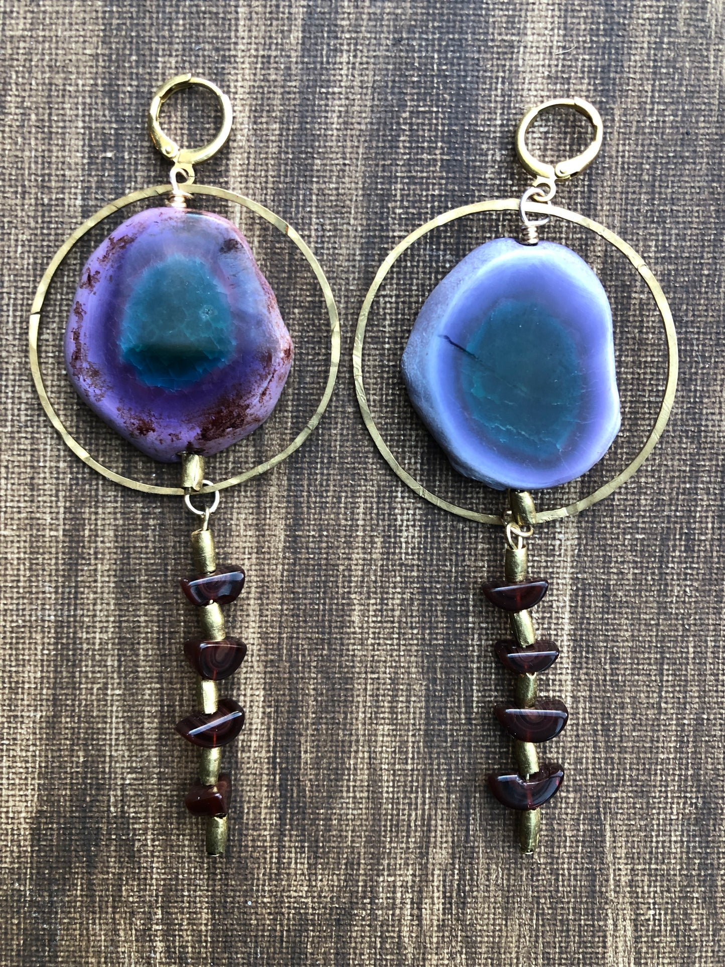 SUSPEND LOGIC agate slice earrings